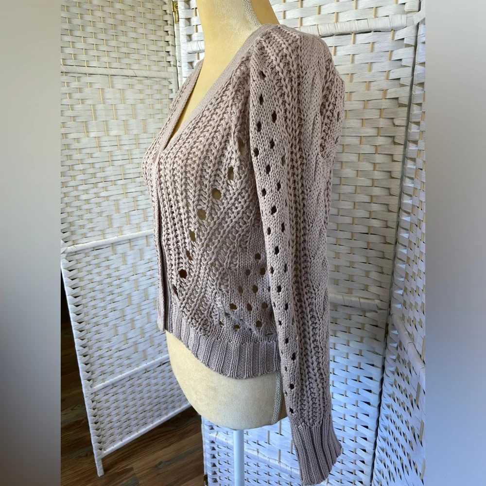 NWT Hem & Thread Pointelle V-Neck Button Down Cropped Cardigan - Picture 17 of 17